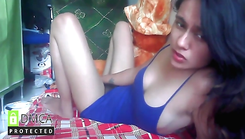 I'm showing off my shaved boobs in a homemade solo video