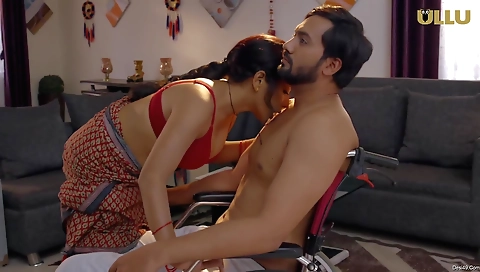 A brunette with a round ass is doing finger-fishing on the net