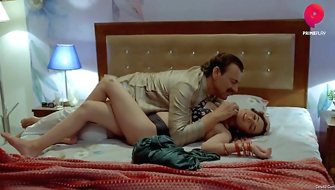 A pretty brunette teen babe with a nice face is showing off