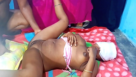 Indian big-tittied whore is making out with a dude