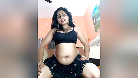 Cam video of chubby indian milf with big tits and booty