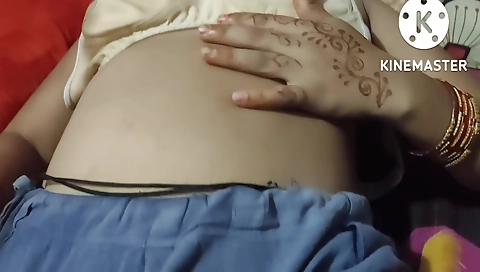 I'm making a homemade solo masturbation vid in my house