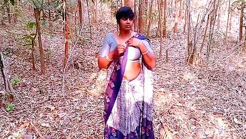 Indian bhabi gets fucked by her stepbrother in outdoor forest