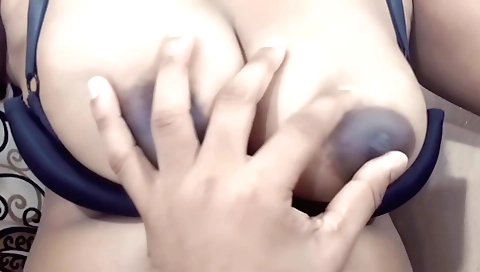 An amateur wife gets anal with a giant dick (anally)