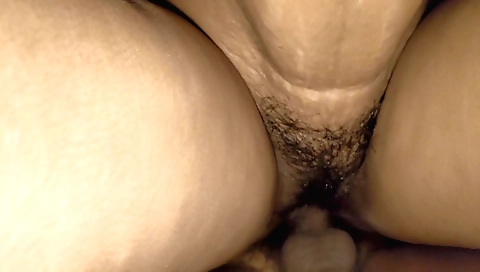 Indian babe with a nice round ass fucked in amateur pov