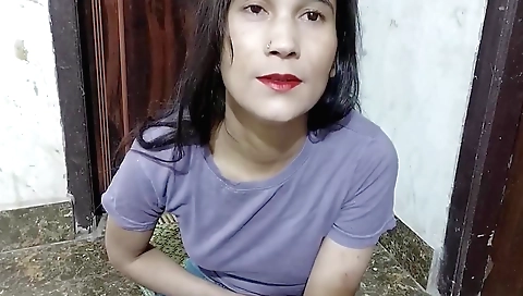Indian solo female video showing her being with her lover