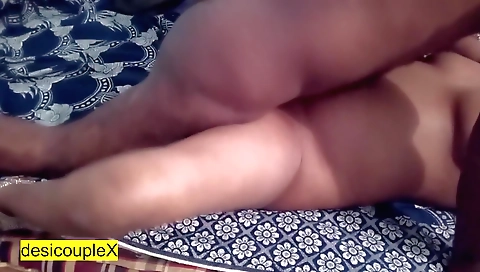 Indian guy takes on Bhabhi's vagina on web-camera in amateur clip