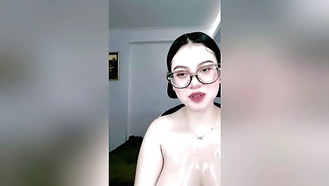 Indian naked solo amateur 18+ video with hot body exposing