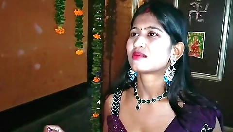 Indian brunette with a huge booty fucks on my dick