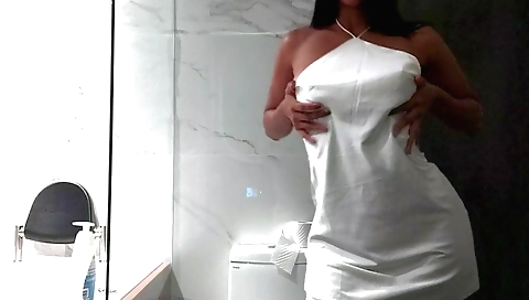 Camera To My Stepmother Is Recorded Without Realizing It