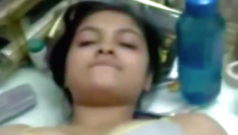 Indian woman gives blowjob to a hot guy on webcam video