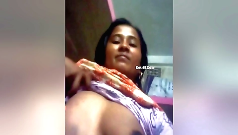Indian amateur video with my beautiful toned body showing off