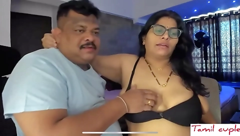 Indian busty woman in a webcam video with a big booty