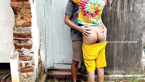Indian chick gets wet in the school and gets a hot blow