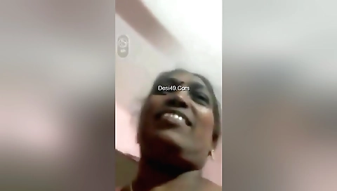 Amateur granny shows herself in amateur mature video