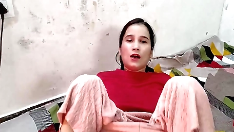 Indian babe in black stockings fucks in the jungle