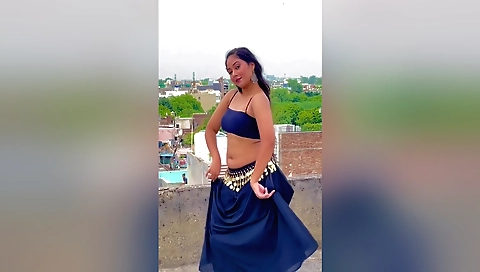 Virgin stepdaughter enjoys the stepdaddy's big cock