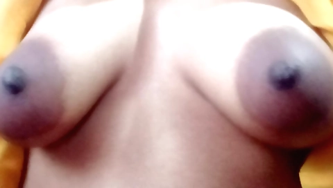 Indian hawt slut masturbating in her bed with boyfriend