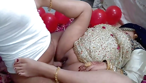 Indian milf making her husband's first wedding night