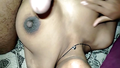 Indian amateur bhabhi getting her ass pounded with a dick