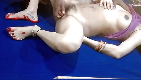 Indian beauties and hot bitches in this homemade film