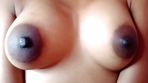 Indian babe in sexy dress gets deep fucking in bedroom