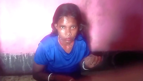 Indian girl gets naked in the bathroom and enjoys sex