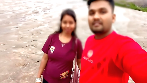 Indian college slut with a nice tanned body in a movie