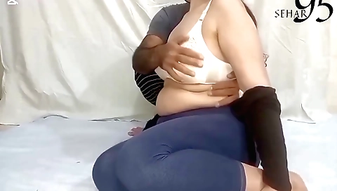 Indian amateur gets fucked and her mouth is opened