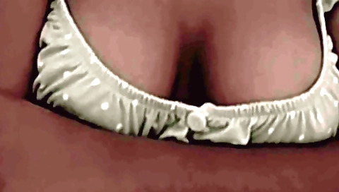 Sexy amateur brunette babe gets off her husband and takes a bath