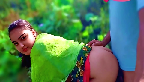 Indian brunette teen got humped in the jungle outdoors